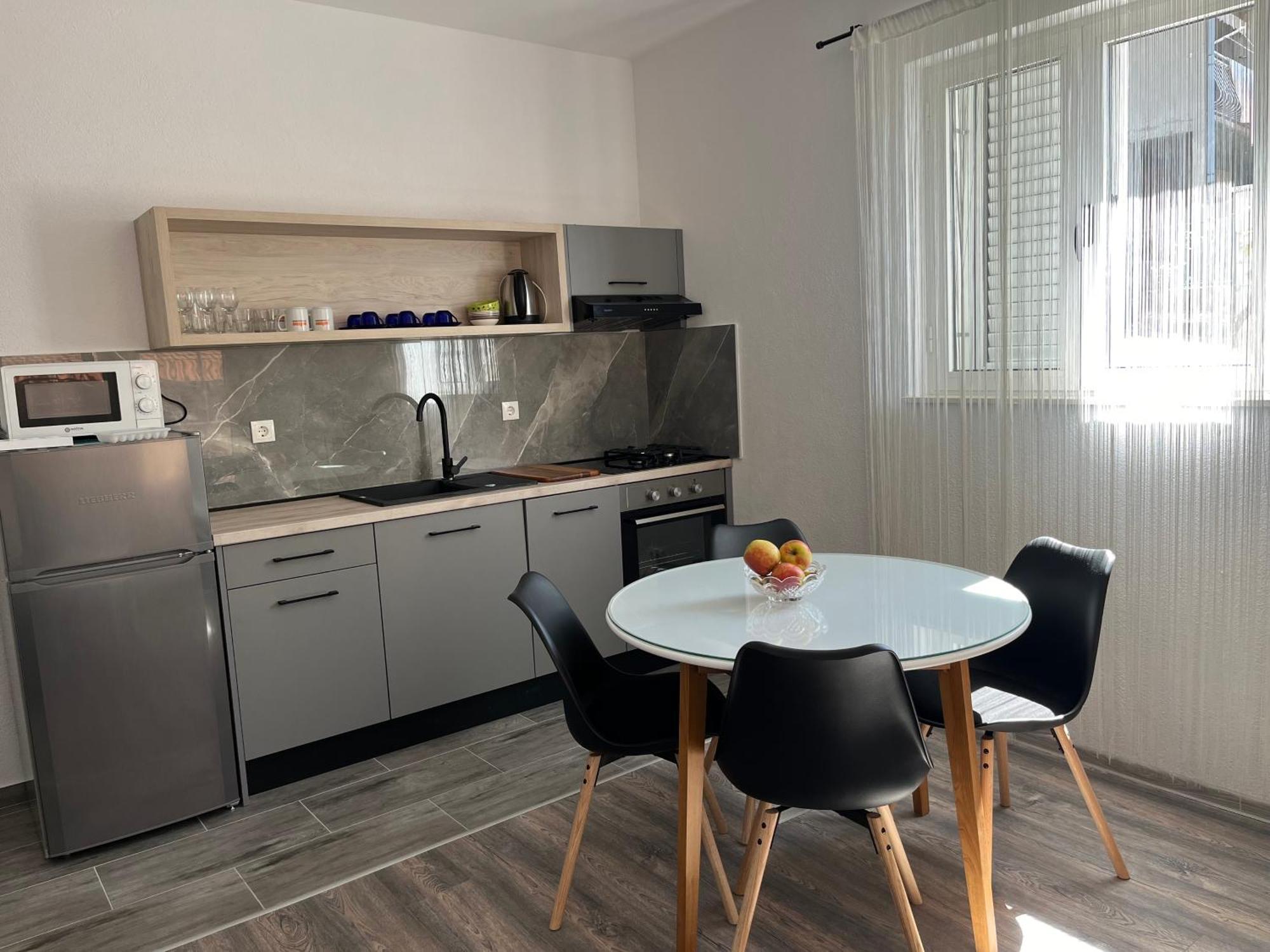 Apartment Makarska M&I, Free Private Parking المظهر الخارجي الصورة