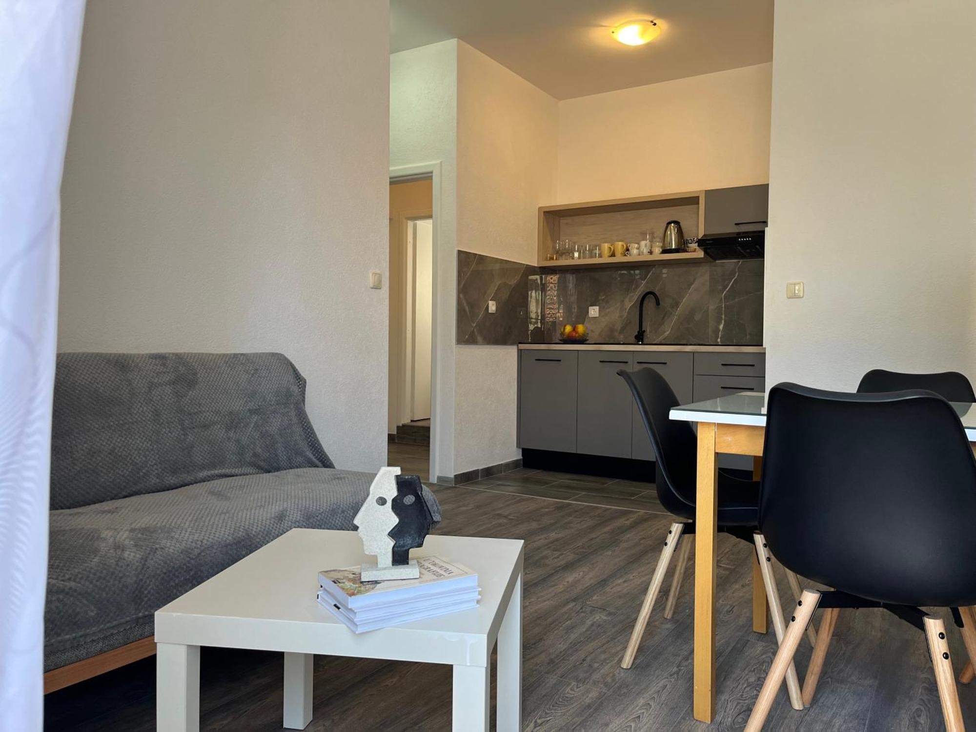 Apartment Makarska M&I, Free Private Parking المظهر الخارجي الصورة