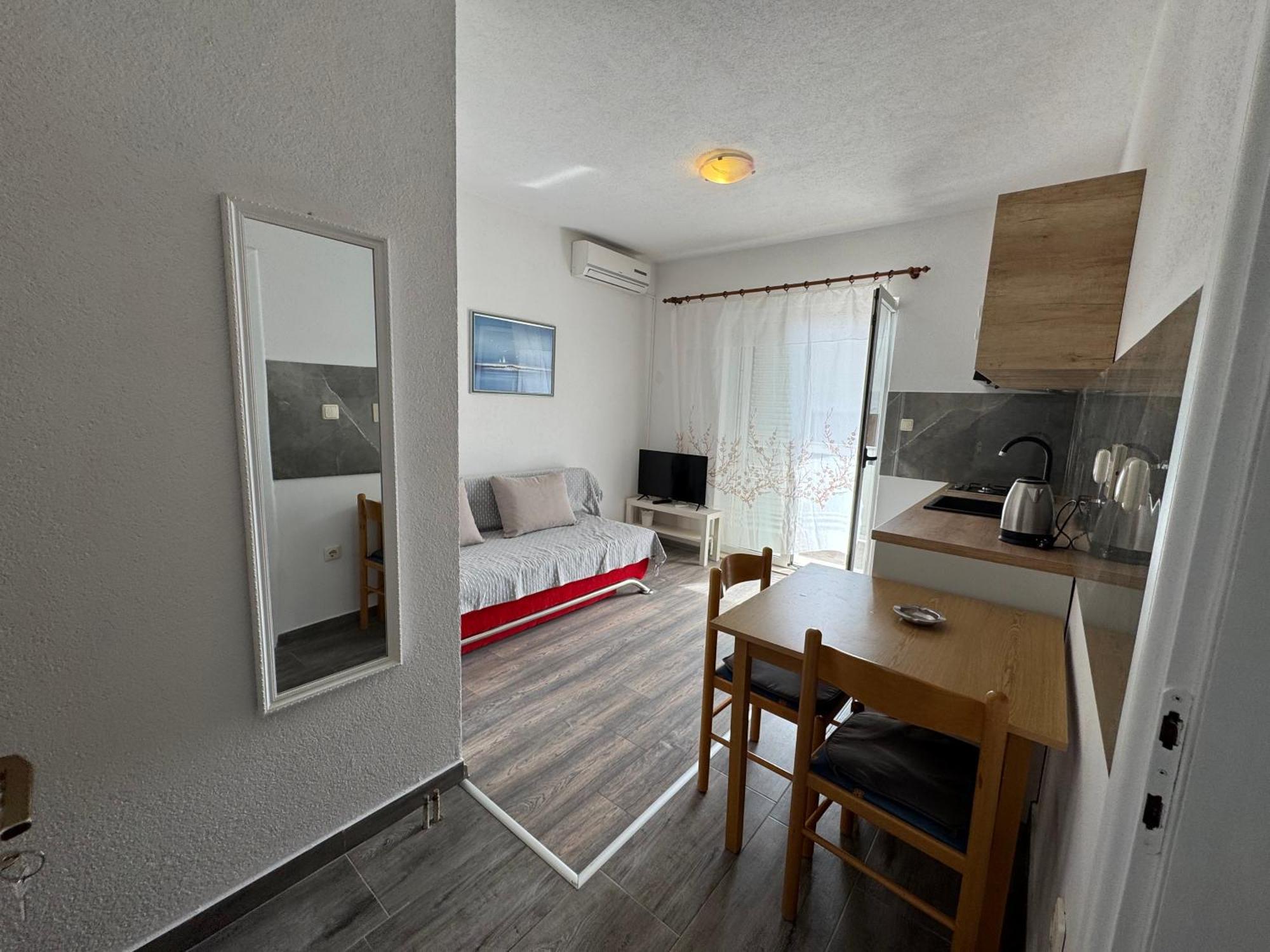 Apartment Makarska M&I, Free Private Parking المظهر الخارجي الصورة