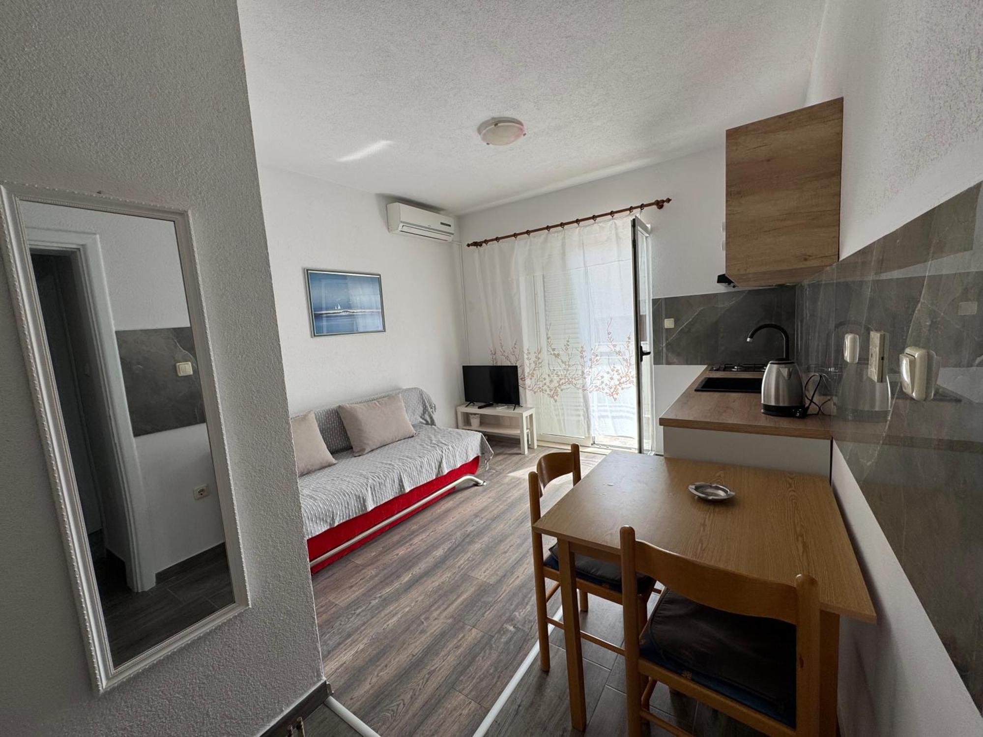 Apartment Makarska M&I, Free Private Parking المظهر الخارجي الصورة