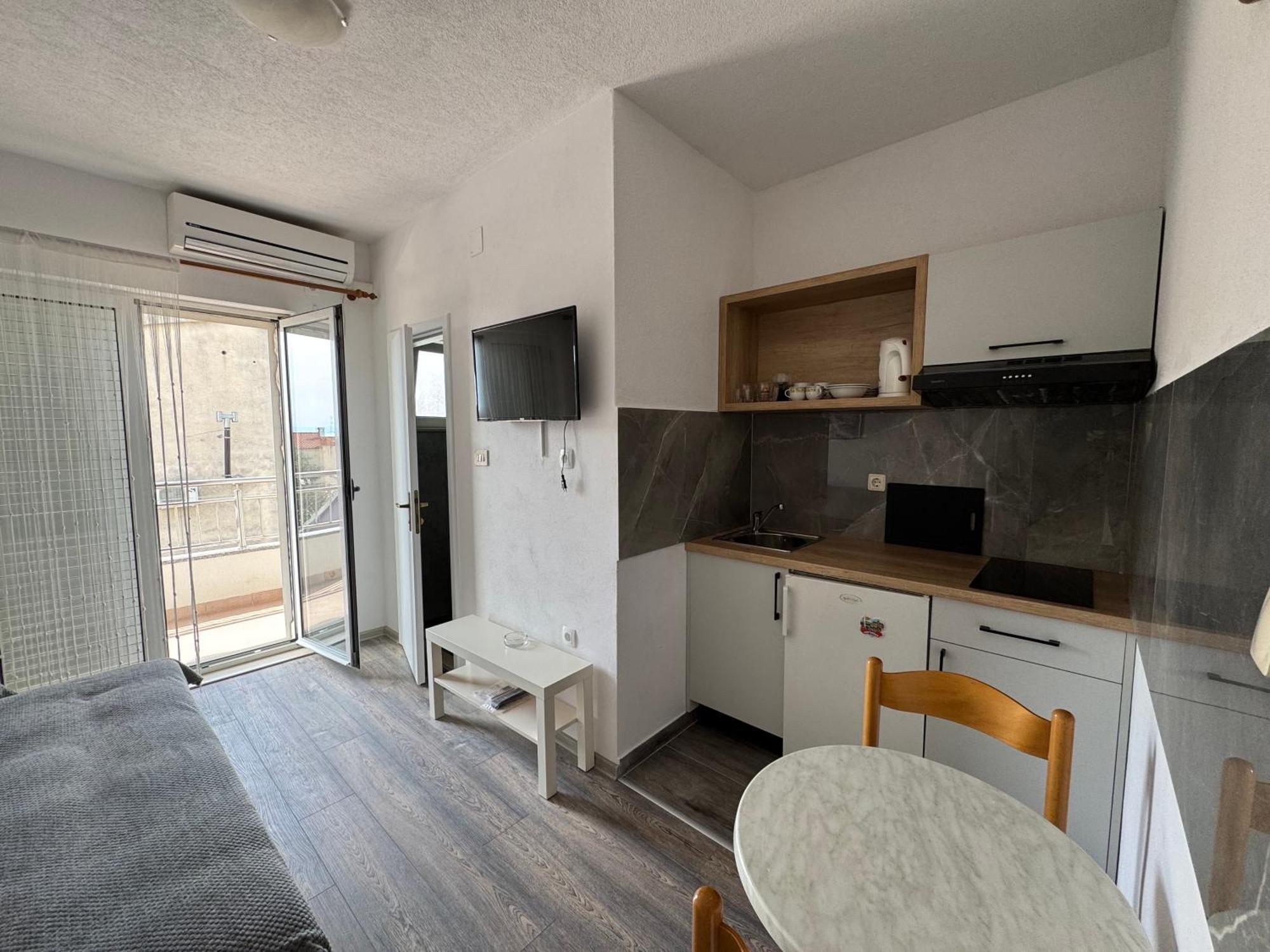 Apartment Makarska M&I, Free Private Parking المظهر الخارجي الصورة