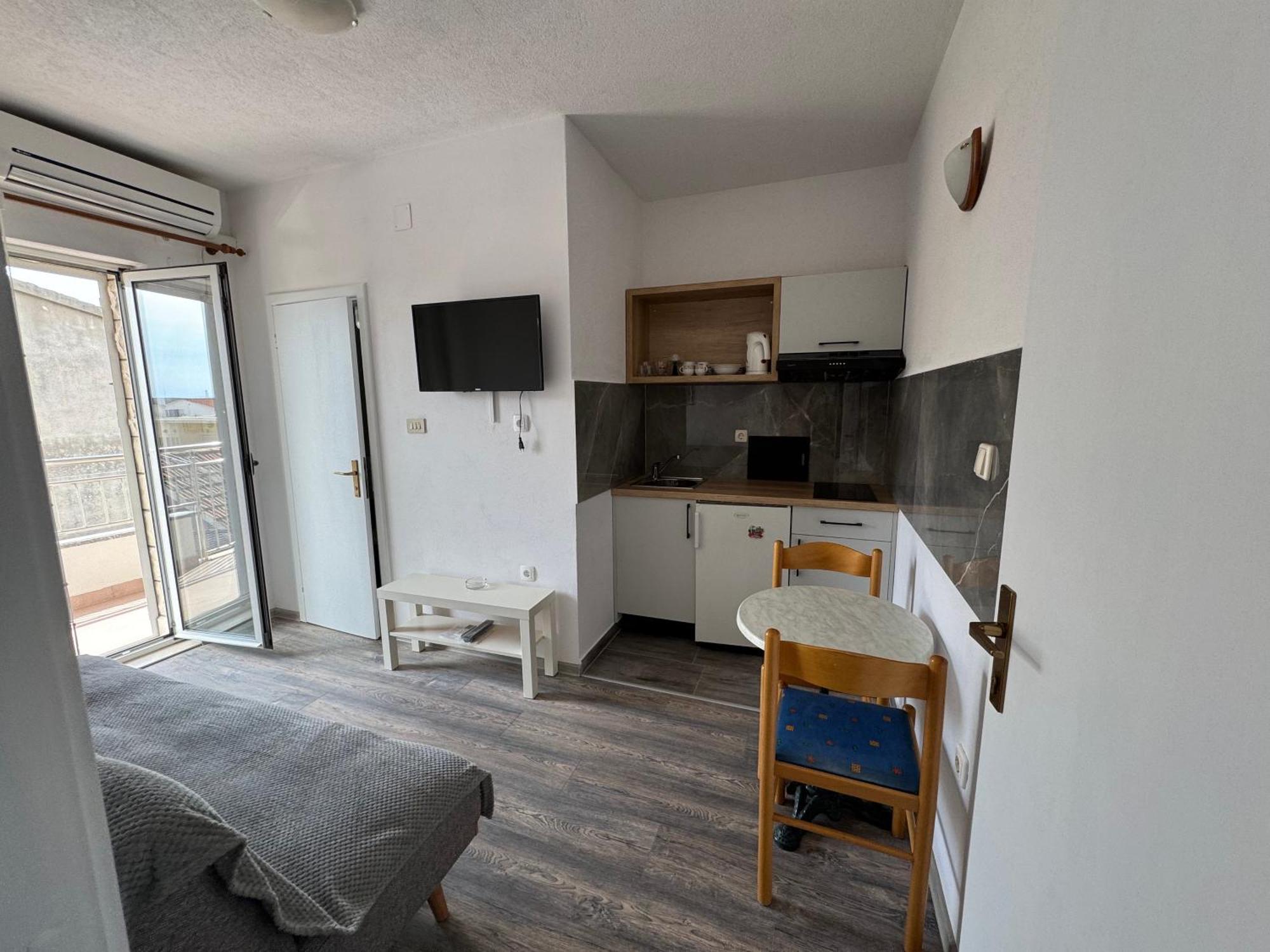 Apartment Makarska M&I, Free Private Parking المظهر الخارجي الصورة
